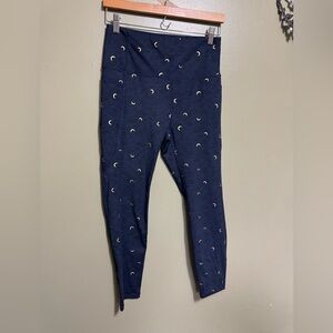 Zyia‎ Blue Cropped Leggings, Moon Print, Size 8-10